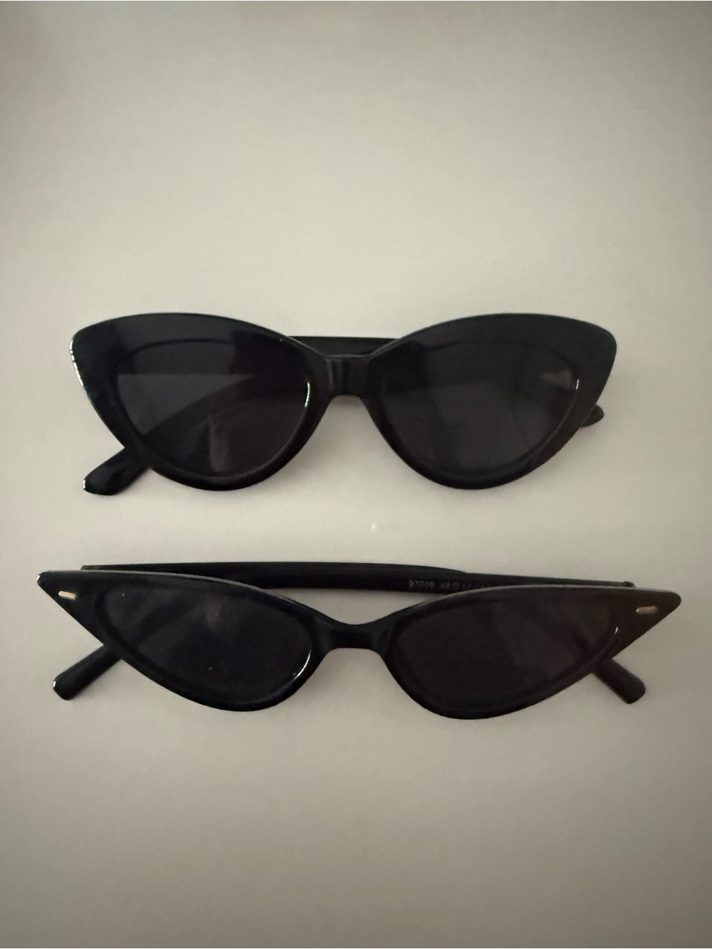 Black Cat-Eye Sunglasses for Women - Classic Black
